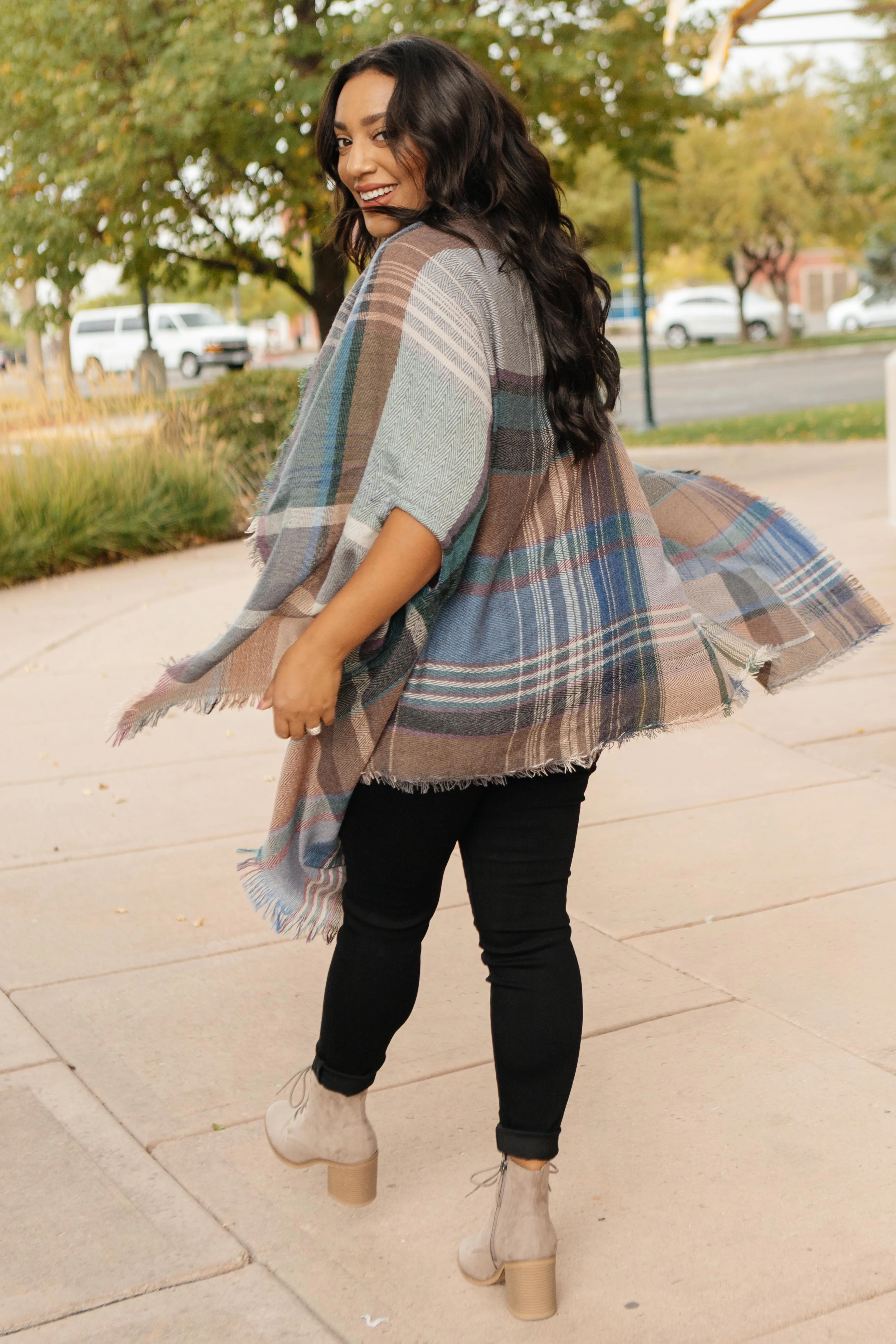 Nacho Basic Poncho in Light Gray