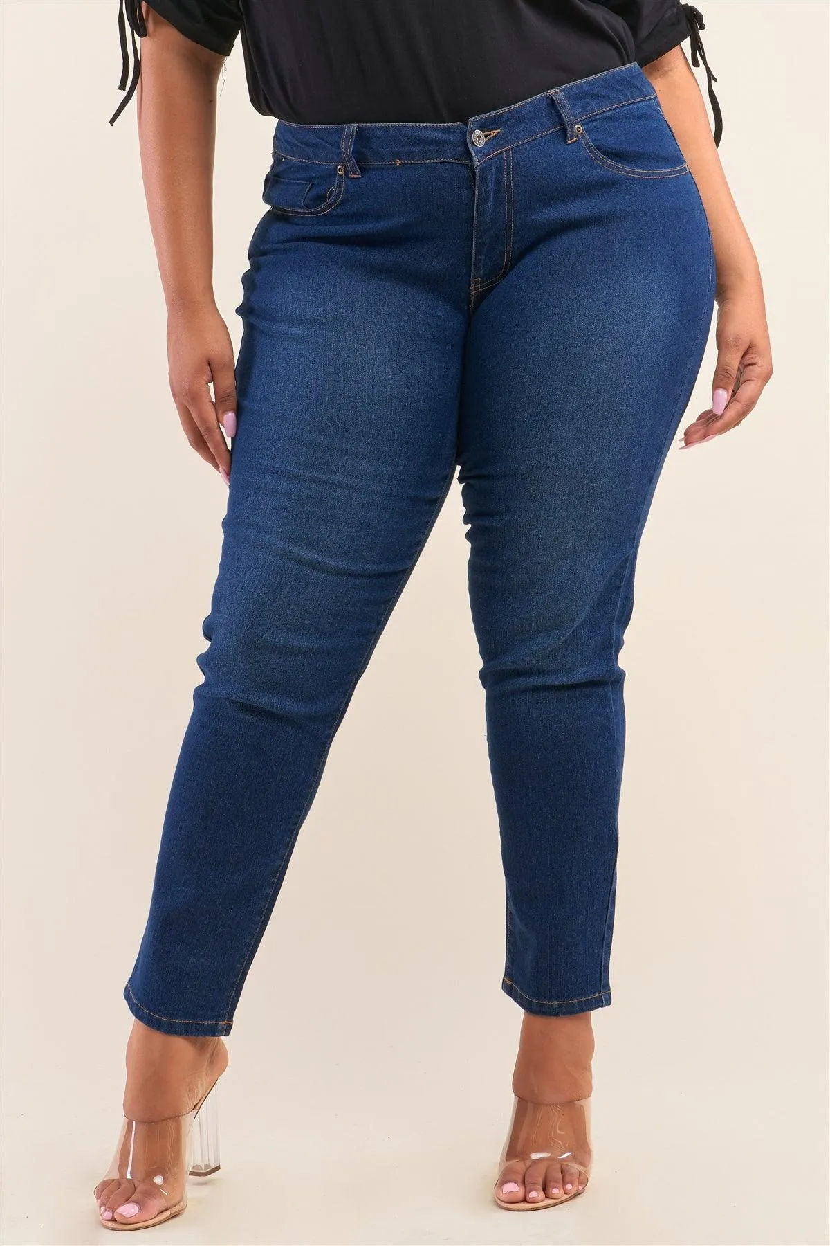 Plus Size Medium Blue Low-Mid Rise Straight Cut Denim Pants