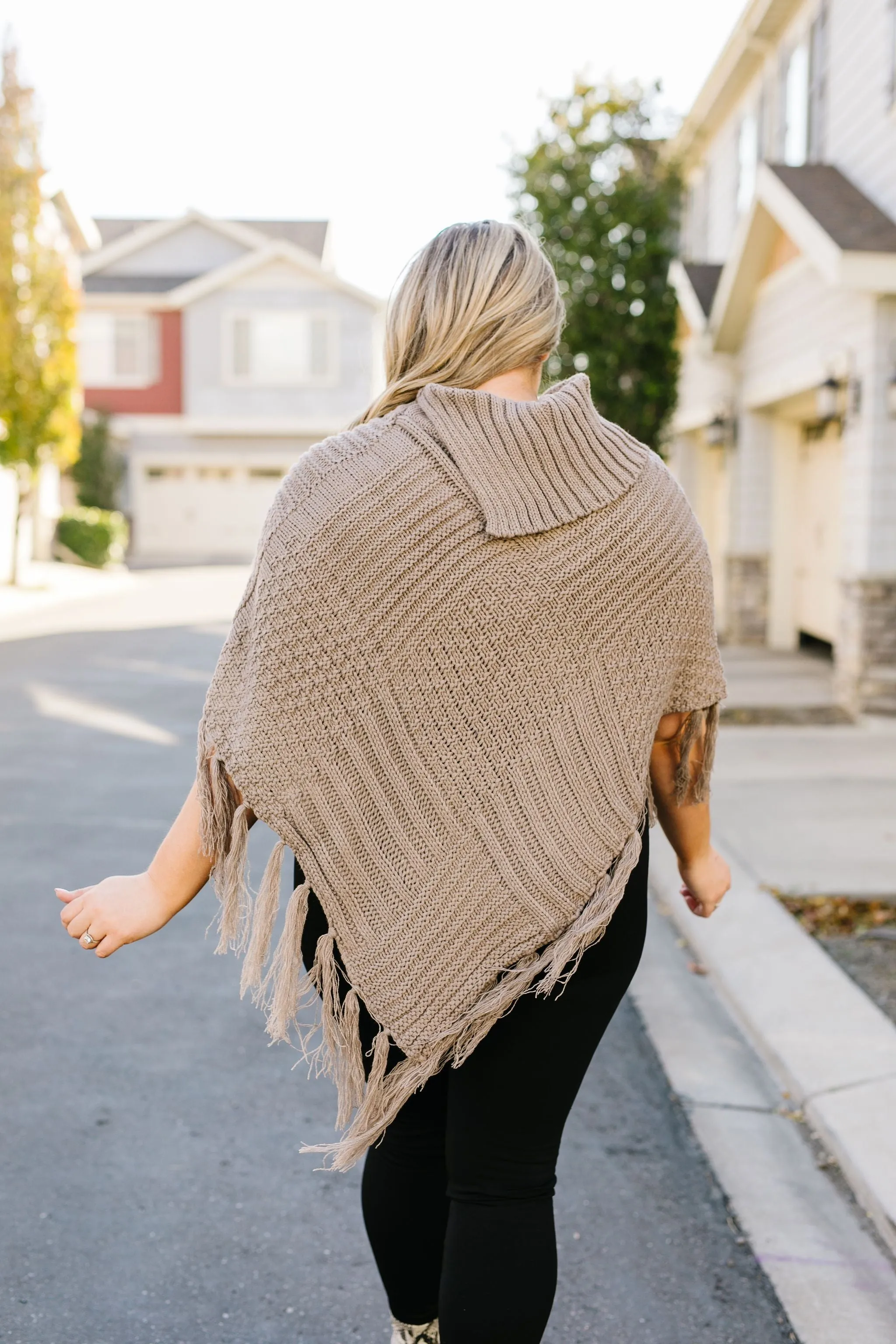 Working Overtime Sweater Poncho In Mocha